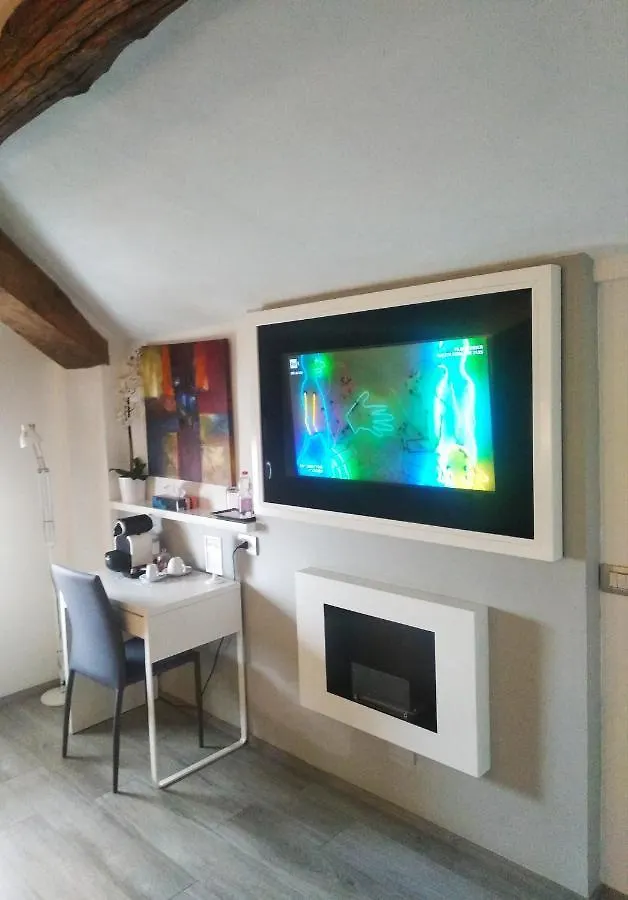 H5-5H Luxury Room Μαρανέλλο